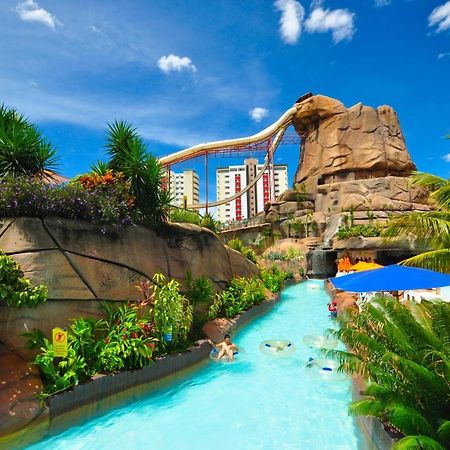 Spazzio Diroma Com Acesso Ao Acqua Park, Splash E Slide Caldas Novas Zewnętrze zdjęcie