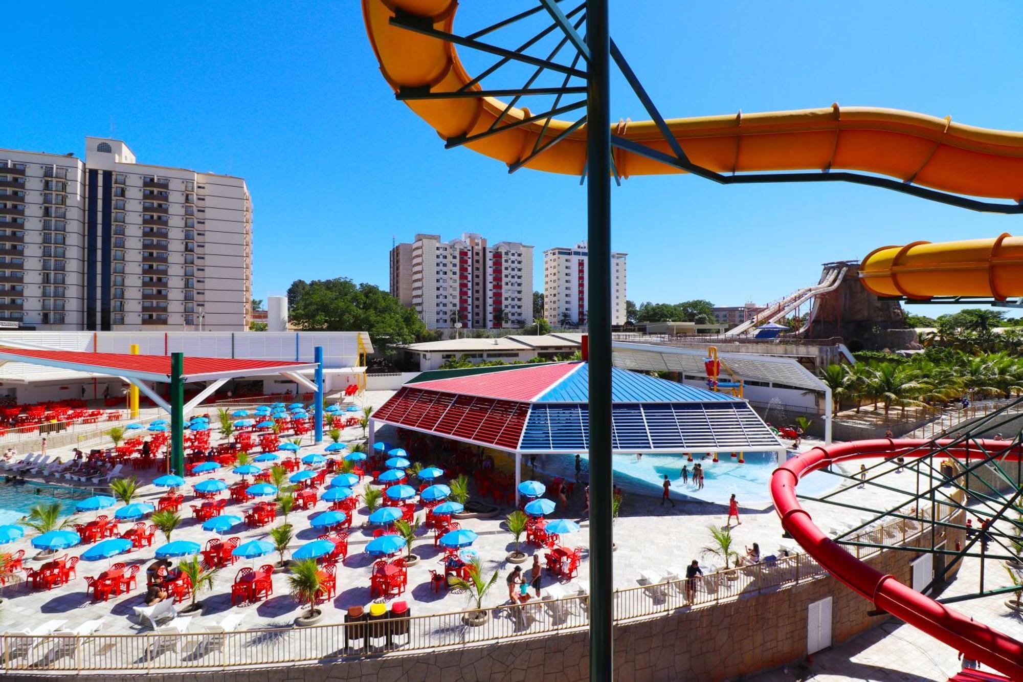 Spazzio Diroma Com Acesso Ao Acqua Park, Splash E Slide Caldas Novas Zewnętrze zdjęcie
